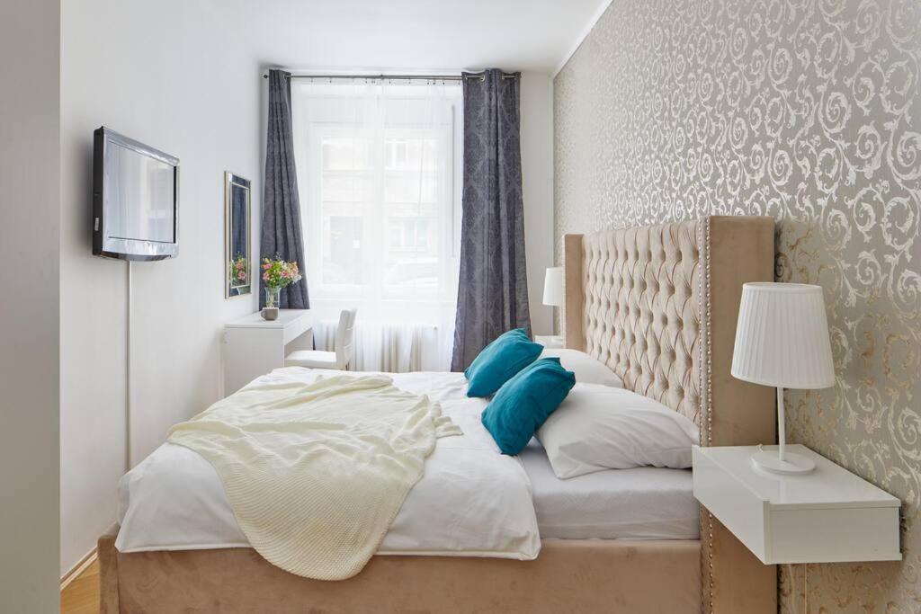 Gentle And Cozy Apartment Right At The Center Prague Exterior photo